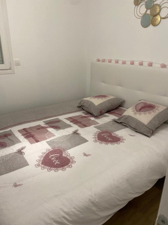 Les Lodges Du Chateau Marquise Bagian luar foto